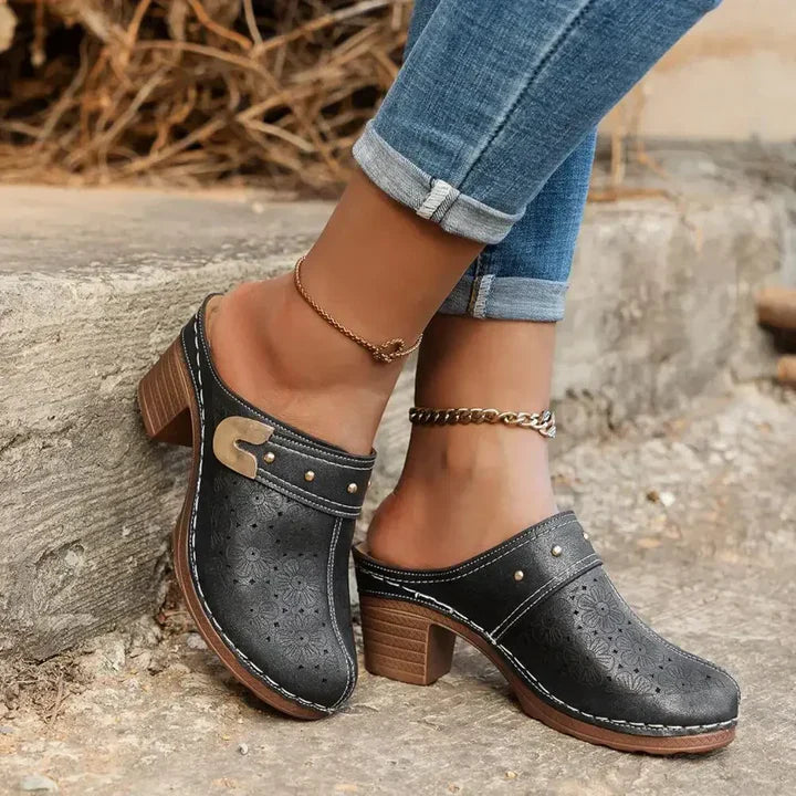 OrthaMuse™ – ortopedická obuv s otevřenou konstrukcí a stabilizační rovnováhou paty